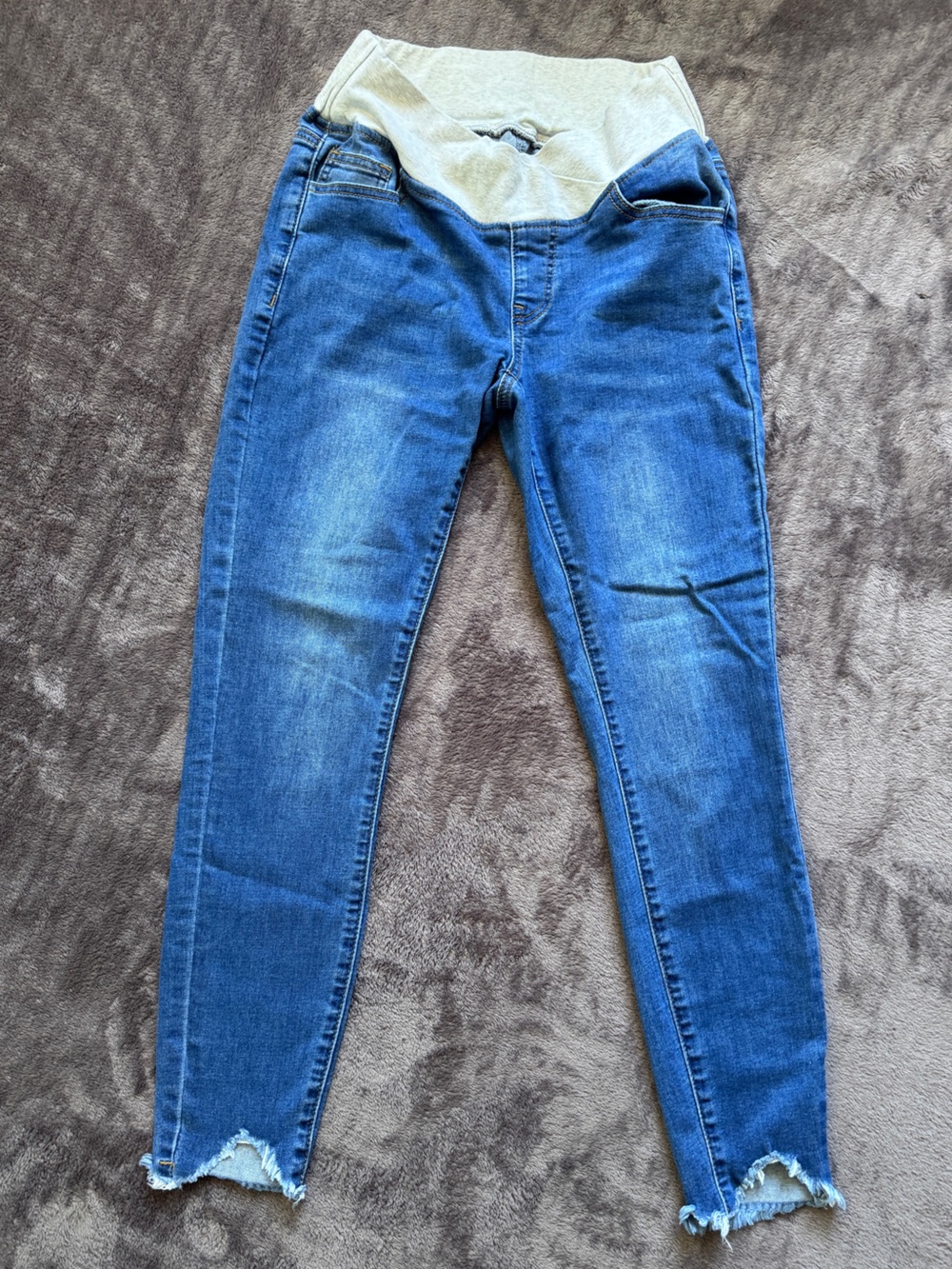 Women’s Blue Denim Maternity Jeans - Classic Mid Wash - Picture 3 of 6